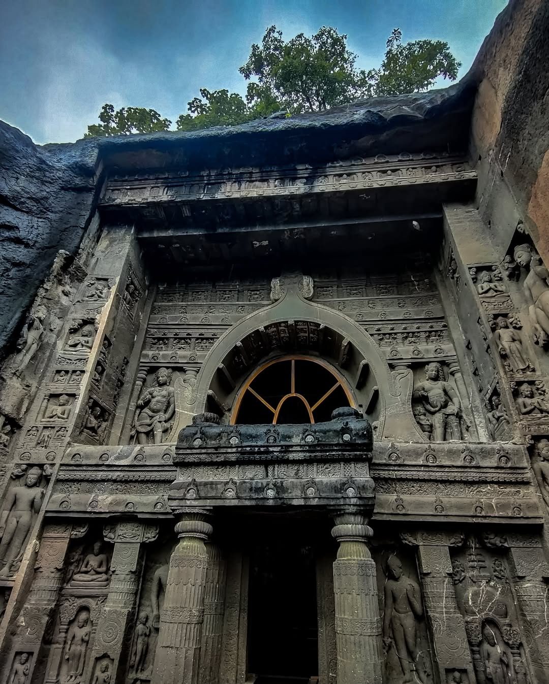 Ajanta &amp; Ellora Day Tour – All Inclusions
